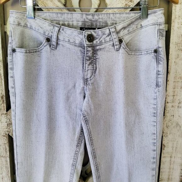 City Streets Junior Skinny Leg Denim Jeans in Gray Washed - Picture 2 of 7